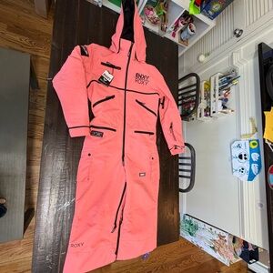 Roxy snow suit NWT